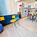 Tempera X- Terrace, Sun And Jesenice (Split-Dalmatia)